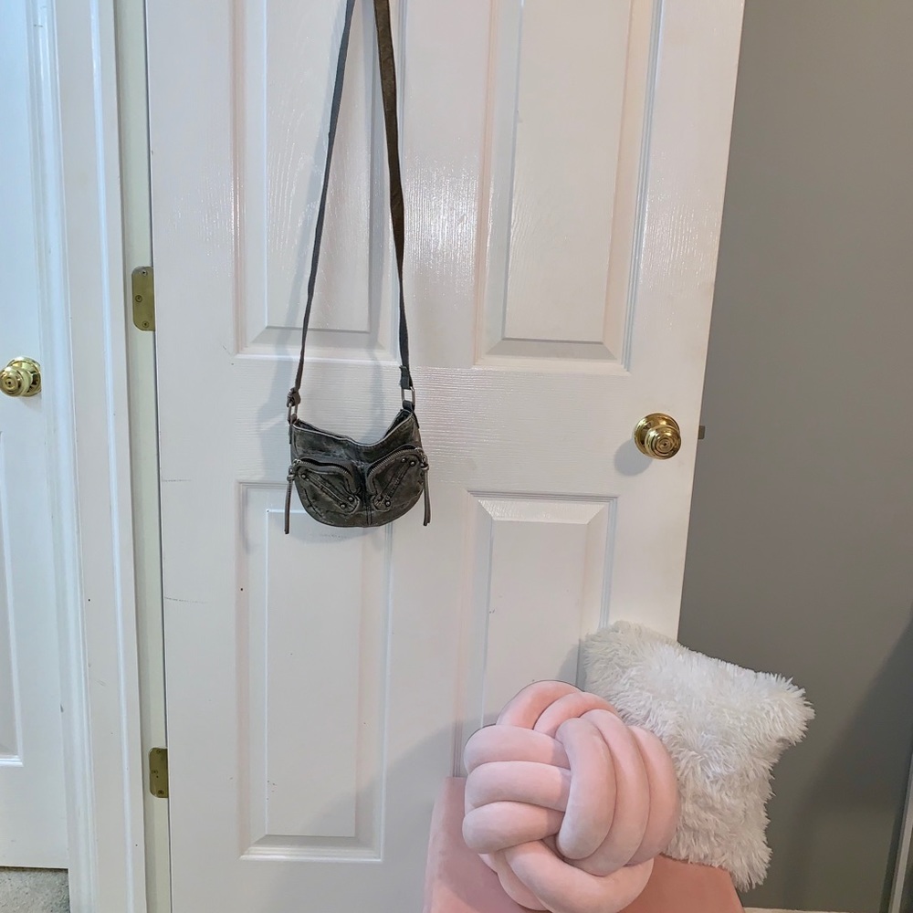 Delia’s Crossbody Bag